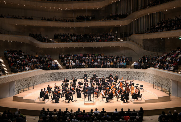 Orchestra Leonore © Carsten Peter Schulze